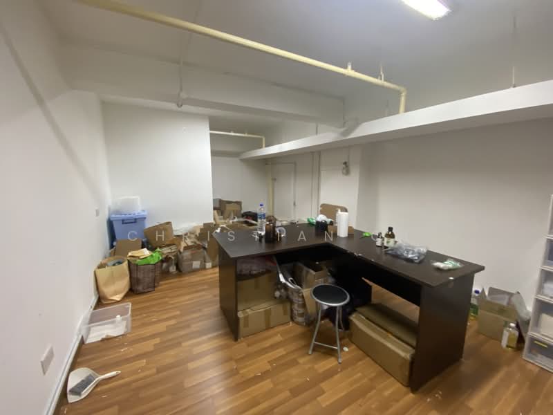 Wcega Tower, 21 Bukit Batok Crescent, 2,200 sqft, Light Industrial (B1) For Sale, by Christian Oh, 500102568 - Interior - CommercialGuru.com.sg