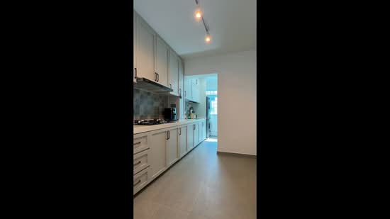 42 Sims Drive, 42 Sims Drive, 3 Bedrooms, 1,152 sqft, HDB Flat For Sale, by Hafiqal Amer, 500102569 - PropertyGuru.com.sg