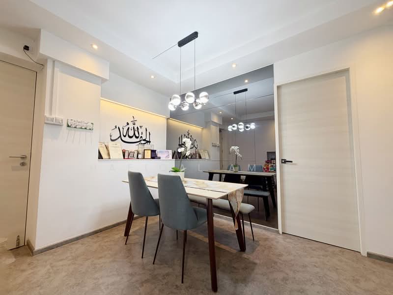 42 Sims Drive, 42 Sims Drive, 3 Bedrooms, 1,152 sqft, HDB Flat For Sale, by Hafiqal Amer, 500102569 - Dining Room - PropertyGuru.com.sg