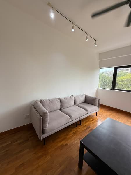 Bayshore Park, 50 Bayshore Road, 2 Bedrooms, 936 sqft, Condominium For Sale, by Samantha Leow, 500102573 - Living Room - PropertyGuru.com.sg