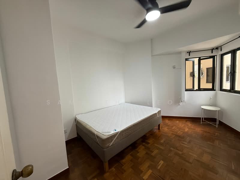 Bayshore Park, 50 Bayshore Road, 2 Bedrooms, 936 sqft, Condominium For Sale, by Samantha Leow, 500102573 - Bedroom - PropertyGuru.com.sg