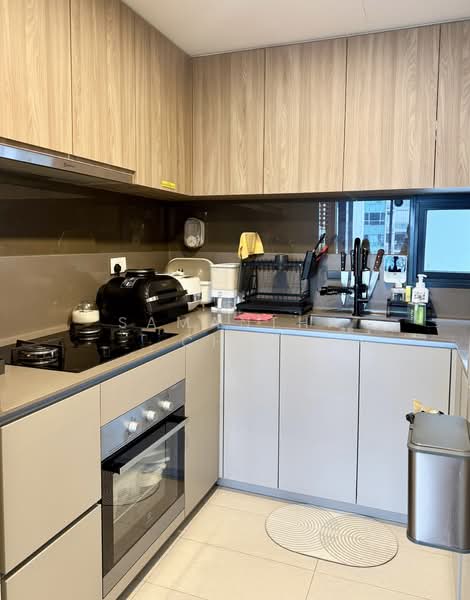 The Jovell, 21 Flora Drive, 3 Bedrooms, 904 sqft, Condominium For Sale, by Samantha Chai, 500102574 - Kitchen - PropertyGuru.com.sg
