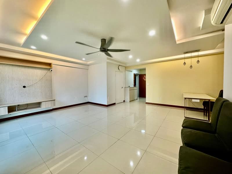 889D Woodlands Drive 50, 889D Woodlands Drive 50, 3 Bedrooms, 1,216 sqft, HDB Flat For Sale, by Kavin Kuah, 500102576 - Living Room - PropertyGuru.com.sg