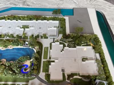 For Sale - Grand Dunman