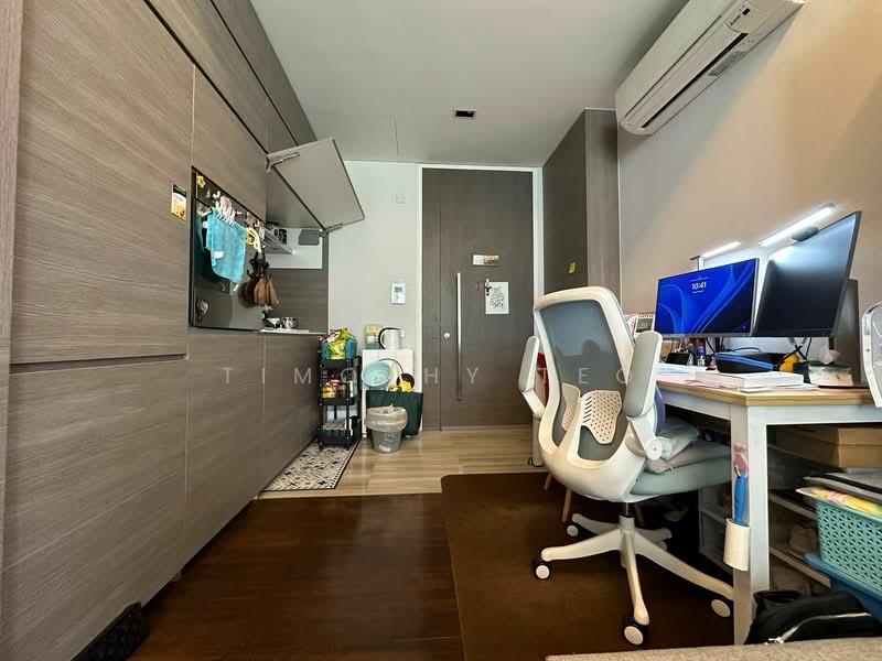 Seletar Park Residence, 17 Seletar Road, 1 Bedroom, 527 sqft, Condominium For Sale, by Timothy Teo, 500102587 - Kitchen / Study - PropertyGuru.com.sg