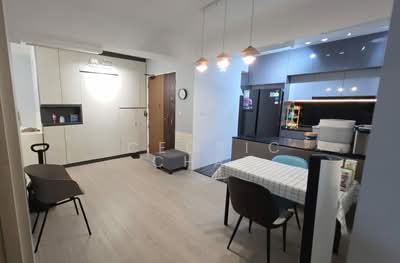 For Sale - 325A Sumang Walk