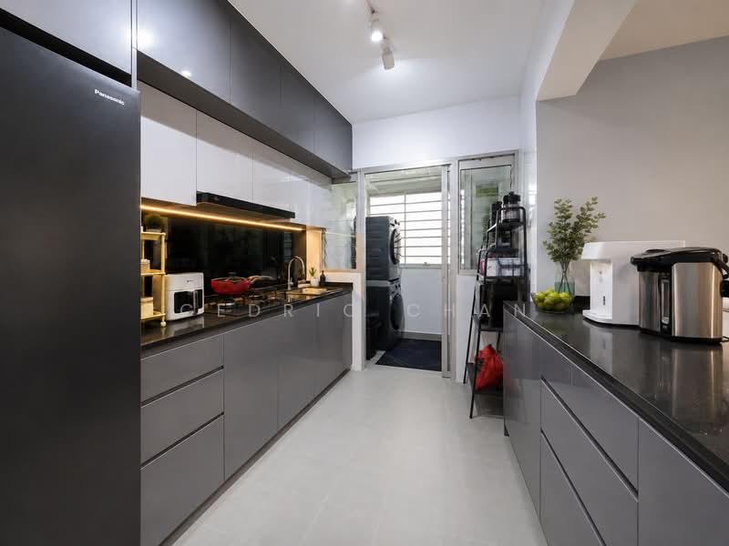 325A Sumang Walk, 325A Sumang Walk, 3 Bedrooms, 1,033 sqft, HDB Flat For Sale, by Cedric Chan, 500102599 - Kitchen - PropertyGuru.com.sg