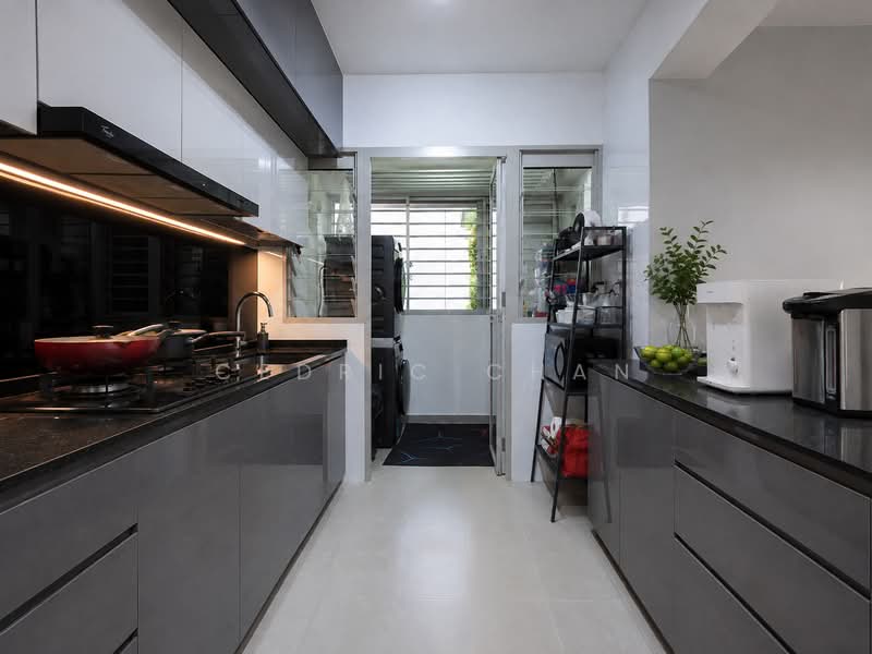 325A Sumang Walk, 325A Sumang Walk, 3 Bedrooms, 1,033 sqft, HDB Flat For Sale, by Cedric Chan, 500102599 - Kitchen - PropertyGuru.com.sg