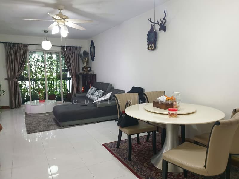 Melville Park, 12 Simei Street 1, 2 Bedrooms, 1,001 sqft, Condominium For Rent, by Magdalene Lek, 500102608 - Living Room - PropertyGuru.com.sg