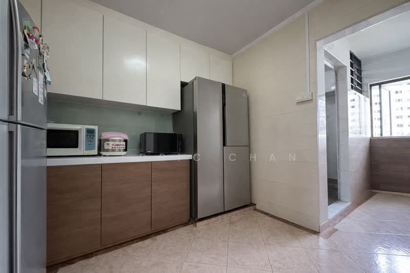289E Bukit Batok Street 25, 289E Bukit Batok Street 25, 3 Bedrooms, 1,087 sqft, HDB Flat For Sale, by Cedric Chan, 500102616 - Kitchen - PropertyGuru.com.sg