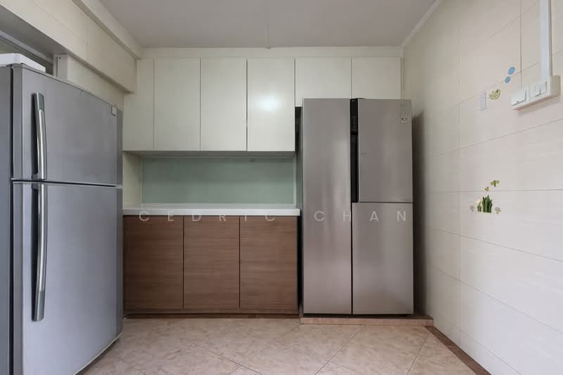 289E Bukit Batok Street 25, 289E Bukit Batok Street 25, 3 Bedrooms, 1,087 sqft, HDB Flat For Sale, by Cedric Chan, 500102616 - Kitchen - PropertyGuru.com.sg
