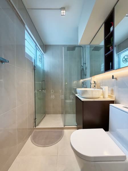50 Hoy Fatt Road, 50 Hoy Fatt Road, 3 Bedrooms, 1,313 sqft, HDB Flat For Sale, by Andy Lim 林佳俊, 500102619 - Bathroom - PropertyGuru.com.sg