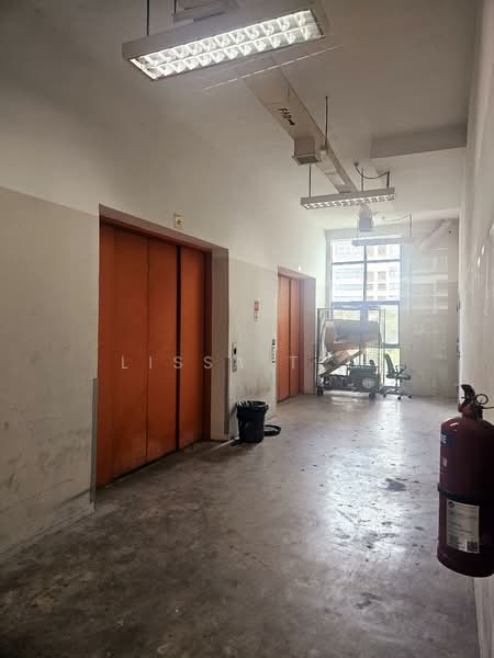 Uni-Tech Centre, 55 Toh Guan Rd East, Boon Lay / Jurong / Tuas, 1,300 sqft, Factory / Workshop (B2) For Rent, by Lissa Teo, 500102625 - Corridor - CommercialGuru.com.sg