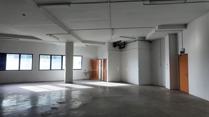 Uni-Tech Centre, 55 Toh Guan Rd East, Boon Lay / Jurong / Tuas, 1,300 sqft, Factory / Workshop (B2) For Rent, by Lissa Teo, 500102625 - CommercialGuru.com.sg