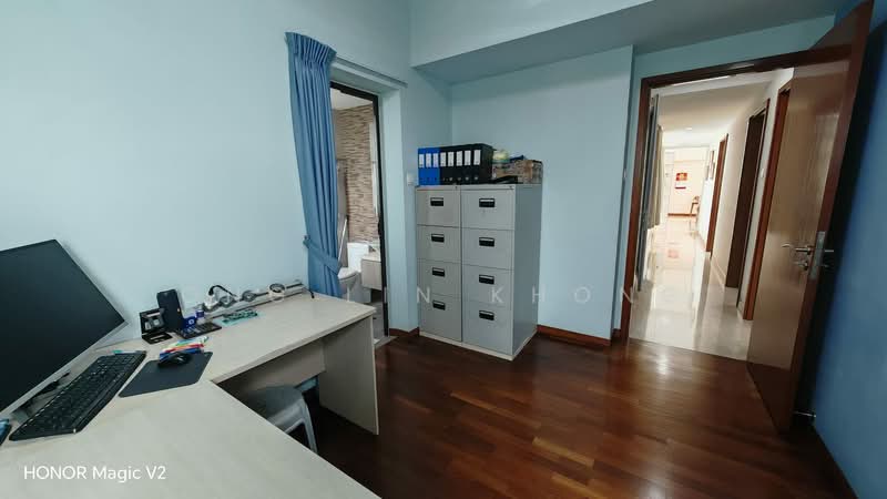 The Madeira, 50 Bukit Batok Street 31, 4 Bedrooms, 2,928 sqft, Condominium For Sale, by Ong Lin Khong, 500102630 - Study / Jnr Master - PropertyGuru.com.sg