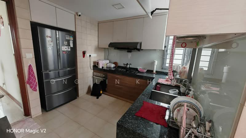 The Madeira, 50 Bukit Batok Street 31, 4 Bedrooms, 2,928 sqft, Condominium For Sale, by Ong Lin Khong, 500102630 - Kitchen - PropertyGuru.com.sg