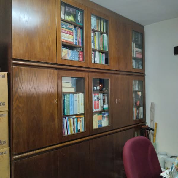 Ivory Heights, 122 Jurong East Street 13, 3 Bedrooms, 1,688 sqft, Condominium For Sale, by Koh L H, 500102643 - Second common bedroom - PropertyGuru.com.sg