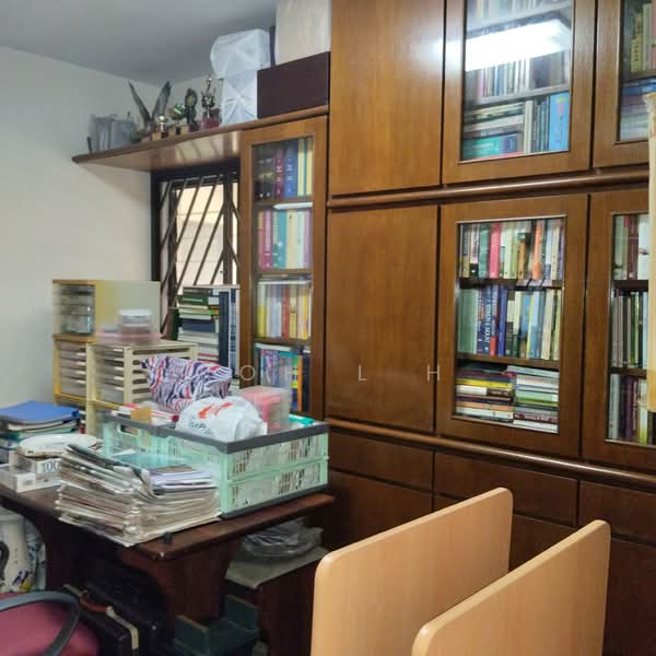 Ivory Heights, 122 Jurong East Street 13, 3 Bedrooms, 1,688 sqft, Condominium For Sale, by Koh L H, 500102643 - Second common bedroom - PropertyGuru.com.sg