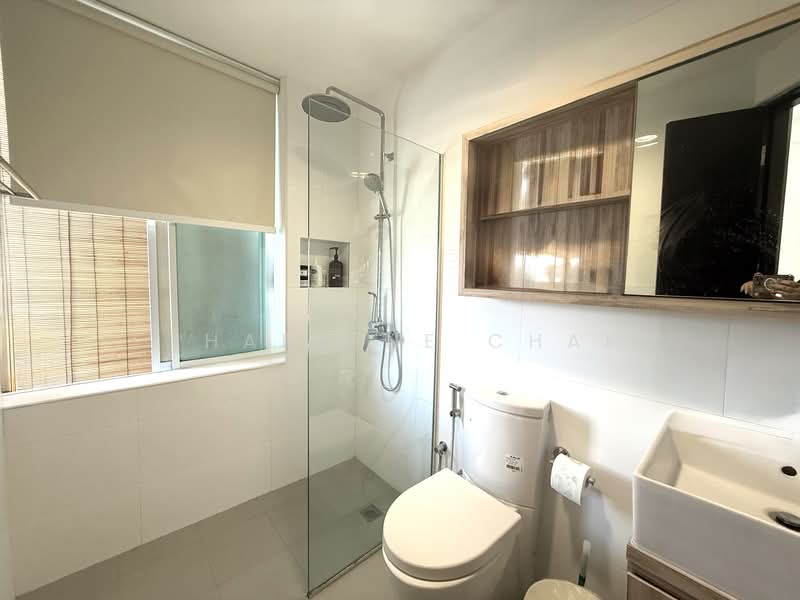 Aspen Loft, 170 Joo Chiat Terrace, 2 Bedrooms, 1,012 sqft, Condominium For Sale, by Charlene Chai, 500102646 - Bathroom - PropertyGuru.com.sg