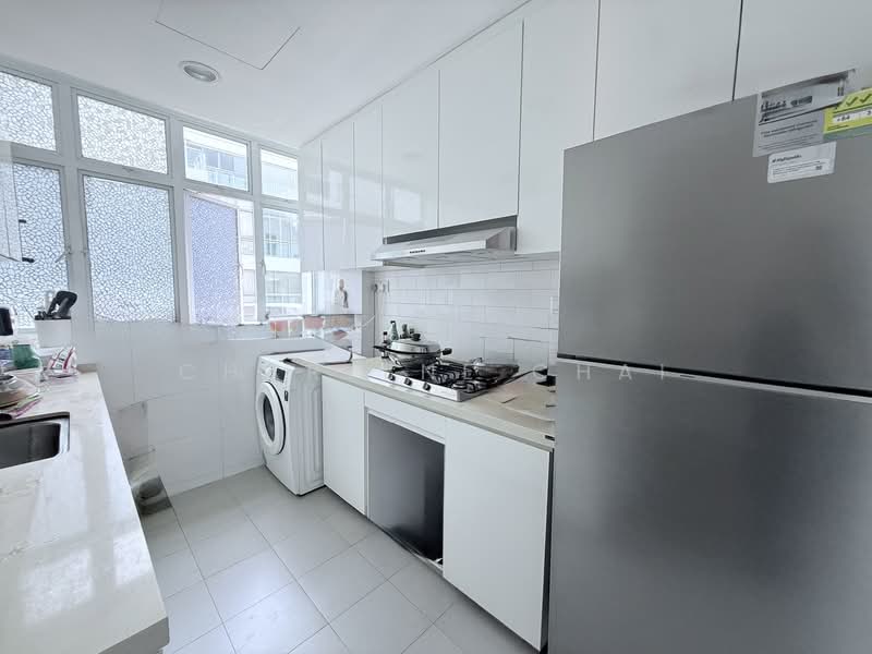 Aspen Loft, 170 Joo Chiat Terrace, 2 Bedrooms, 1,012 sqft, Condominium For Sale, by Charlene Chai, 500102646 - Kitchen - PropertyGuru.com.sg