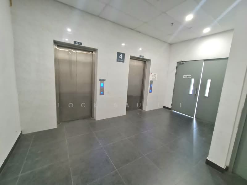 Oxley BizHub, 61 Ubi Road 1, 1,690 sqft, Light Industrial (B1) For Sale, by Lock Sau Lai, 500102647 - Lobby - CommercialGuru.com.sg