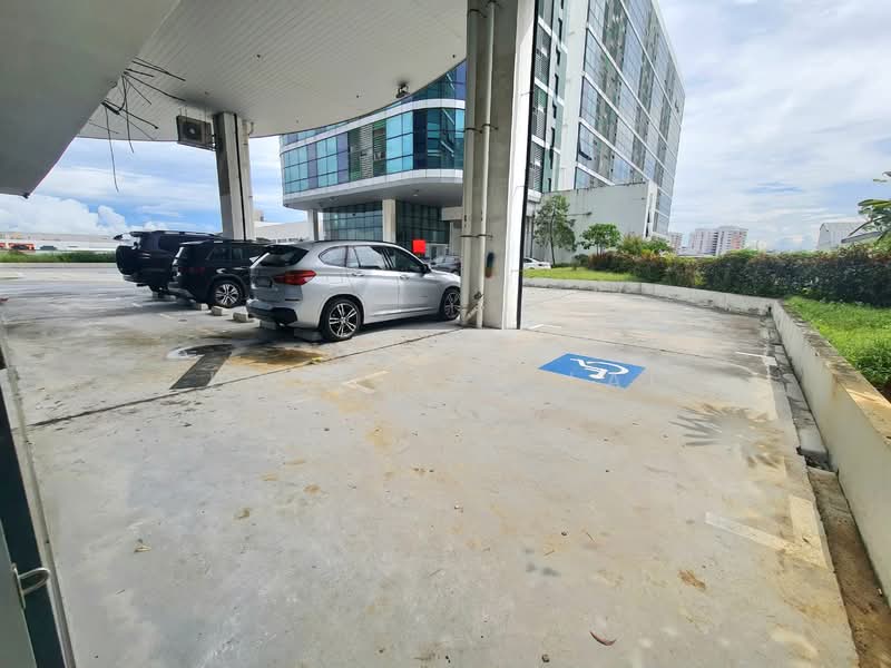 Oxley BizHub, 61 Ubi Road 1, 1,690 sqft, Light Industrial (B1) For Sale, by Lock Sau Lai, 500102647 - Exterior - CommercialGuru.com.sg