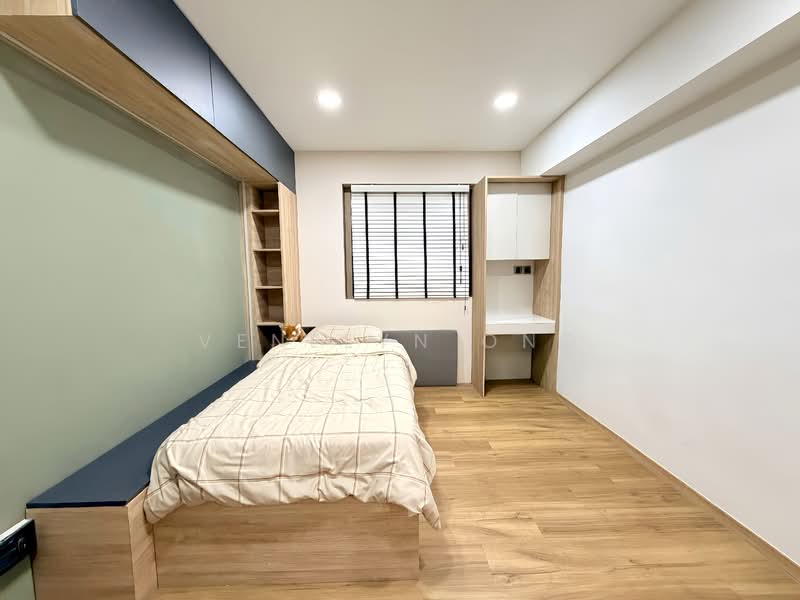 117 Ang Mo Kio Avenue 4, 117 Ang Mo Kio Avenue 4, 2 Bedrooms, 797 sqft, HDB Flat For Sale, by Venelyn Ong, 500102649 - Common Bedroom - PropertyGuru.com.sg