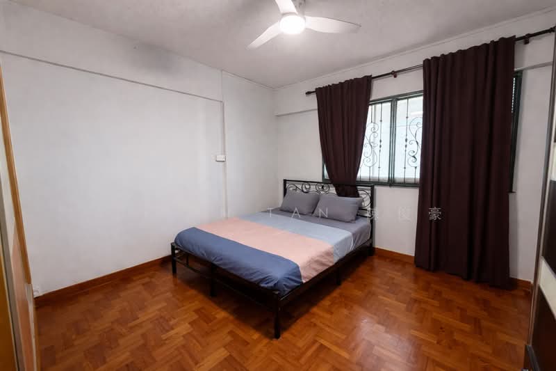 535 Bukit Batok Street 52, 535 Bukit Batok Street 52, 3 Bedrooms, 1,572 sqft, HDB Flat For Sale, by Stefan Tan 陳俊豪, 500102663 - Bedroom - PropertyGuru.com.sg