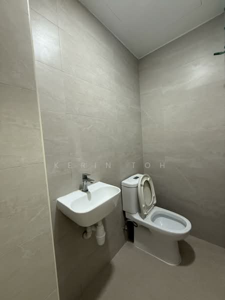 Signature Park, 52A Toh Tuck Road, 3 Bedrooms, 1,410 sqft, Condominium For Sale, by Kerin Toh, 500102664 - Bathroom - PropertyGuru.com.sg