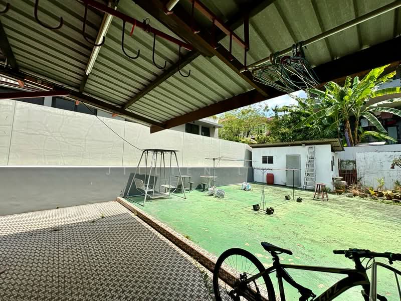 Simon Place, Simon Place, 4 Bedrooms, 2,600 sqft, Corner Terrace For Sale, by Jillien Lum, 500102667 - Exterior - PropertyGuru.com.sg