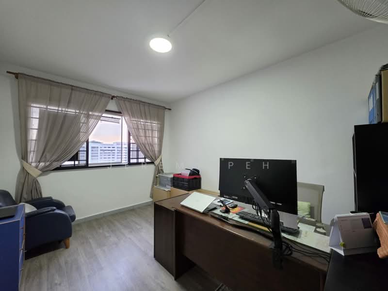 319 Woodlands Street 31, 319 Woodlands Street 31, 3 Bedrooms, 1,108 sqft, HDB Flat For Sale, by Jeremy Peh, 500102695 - Study - PropertyGuru.com.sg