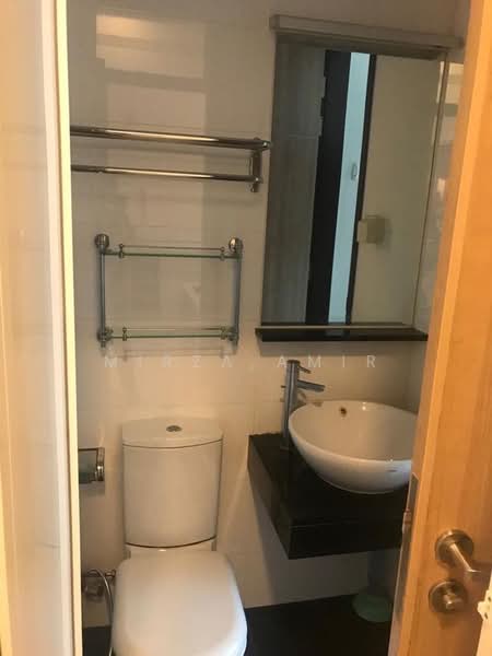 Soho 188, 188 Race Course Road, 1 Bedroom, 431 sqft, Apartment For Rent, by Mirza Amir, 500102707 - Bathroom - PropertyGuru.com.sg