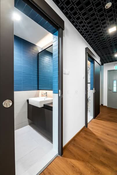 Renovated shophouse; Prime location; Lift access, 45 Hong Kong Street, 985 sqft, Office For Rent, by AGNES HEU, 500102710 - Bathroom - CommercialGuru.com.sg