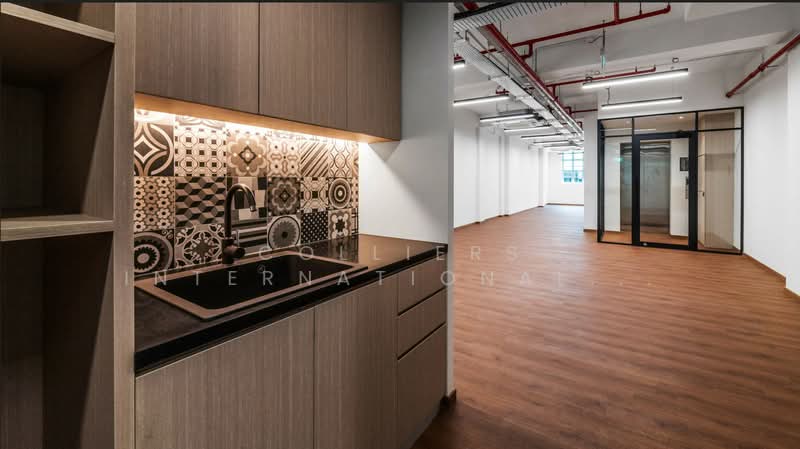 Renovated shophouse; Prime location; Lift access, 45 Hong Kong Street, 985 sqft, Office For Rent, by AGNES HEU, 500102710 - Interior - CommercialGuru.com.sg