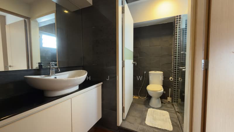 321B Anchorvale Drive, 321B Anchorvale Drive, 3 Bedrooms, 1,184 sqft, HDB Flat For Sale, by Goh Jiawen, 500102712 - Master Bathroom - PropertyGuru.com.sg