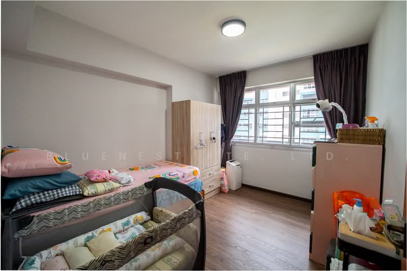 443A Bukit Batok West Avenue 8, 443A Bukit Batok West Avenue 8, 3 Bedrooms, 1,205 sqft, HDB Flat For Sale, by KENNETH CHUA, 500102719 - Bedroom - PropertyGuru.com.sg