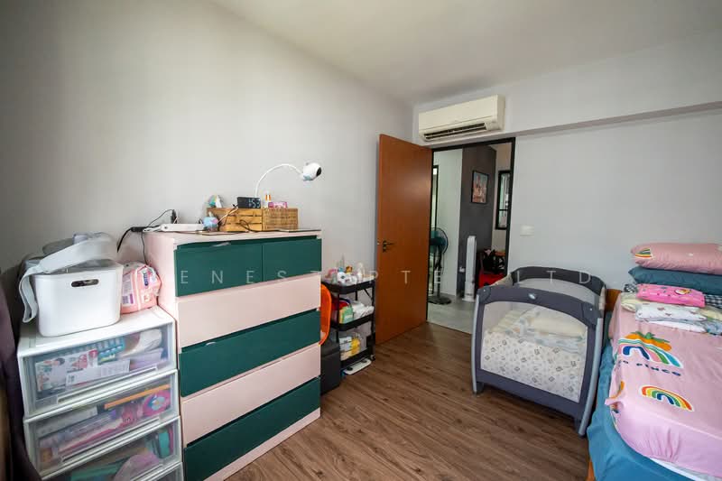443A Bukit Batok West Avenue 8, 443A Bukit Batok West Avenue 8, 3 Bedrooms, 1,205 sqft, HDB Flat For Sale, by KENNETH CHUA, 500102719 - Bedroom - PropertyGuru.com.sg