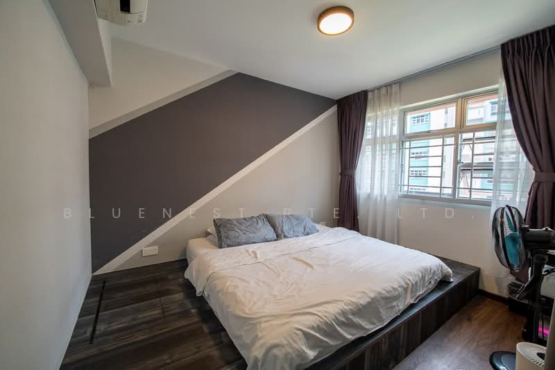 443A Bukit Batok West Avenue 8, 443A Bukit Batok West Avenue 8, 3 Bedrooms, 1,205 sqft, HDB Flat For Sale, by KENNETH CHUA, 500102719 - Bedroom - PropertyGuru.com.sg