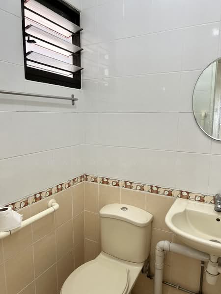 513 Ang Mo Kio Avenue 8, 513 Ang Mo Kio Avenue 8, 2 Bedrooms, 721 sqft, HDB Flat For Rent, by Sharon Wong, 500102723 - PropertyGuru.com.sg