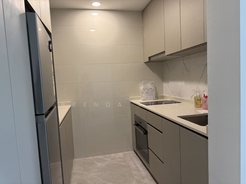 Clavon, Clementi Avenue 1, 2 Bedrooms, 764 sqft, Condominium For Rent, by Brenda Kuah, 500102741 - Kitchen - PropertyGuru.com.sg