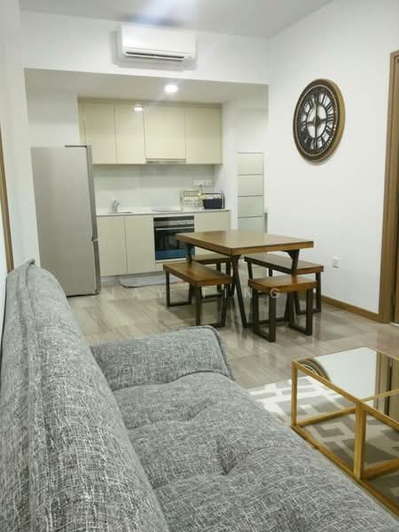 Lakeville, 1 Jurong Lake Link, 2 Bedrooms, 732 sqft, Condominium For Sale, by Jay Ting, 500102747 - Living Room - PropertyGuru.com.sg