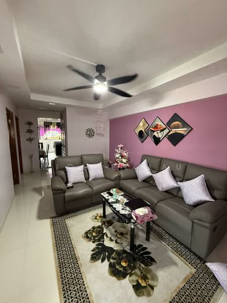 669 Hougang Avenue 8, 669 Hougang Avenue 8, Room Rental, 10 sqft, HDB Flat For Rent, by Michael Lau, 500102761 - Living Room - PropertyGuru.com.sg