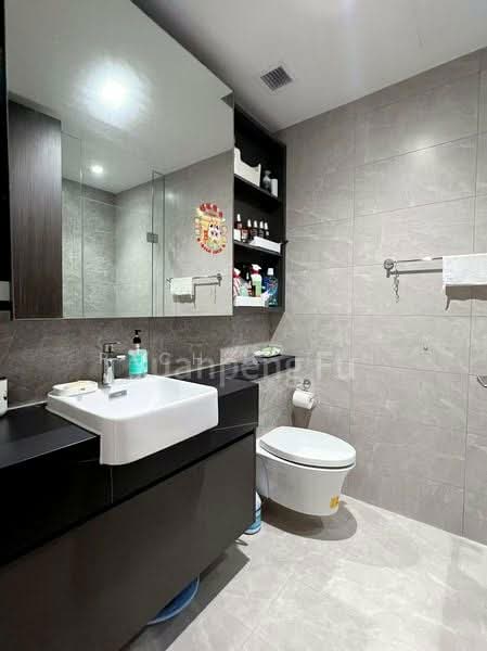 Parc Clematis, 8F Jalan Lempeng, 2 Bedrooms, 743 sqft, Condominium For Rent, by Rachel Tan, 500102763 - Bathroom - PropertyGuru.com.sg