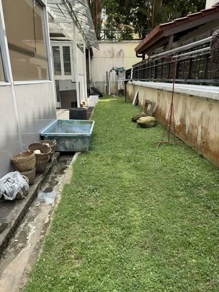 Almond Crescent, Almond Crescent, 5 Bedrooms, 4,500 sqft, Corner Terrace For Sale, by Grace Lim, 500102769 - Exterior - PropertyGuru.com.sg