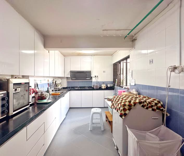 103 Jurong East Street 13, 103 Jurong East Street 13, 3 Bedrooms, 1,292 sqft, HDB Flat For Sale, by Margaret Tan, 500102778 - Kitchen - PropertyGuru.com.sg