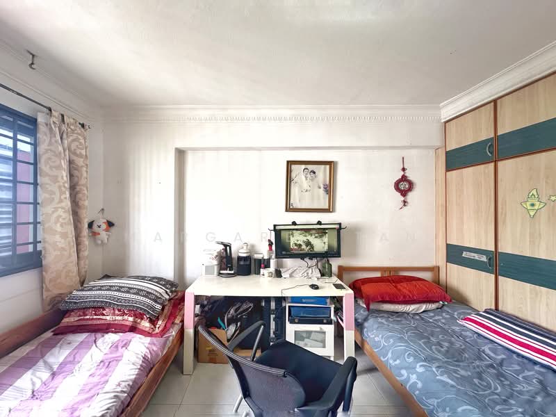 103 Jurong East Street 13, 103 Jurong East Street 13, 3 Bedrooms, 1,292 sqft, HDB Flat For Sale, by Margaret Tan, 500102778 - Bedroom - PropertyGuru.com.sg