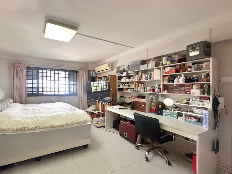 103 Jurong East Street 13, 103 Jurong East Street 13, 3 Bedrooms, 1,292 sqft, HDB Flat For Sale, by Margaret Tan, 500102778 - Bedroom - PropertyGuru.com.sg