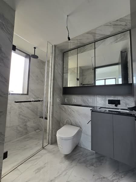 The Landmark, 173 Chin Swee Road, 2 Bedrooms, 753 sqft, Condominium For Rent, by Darren Ng, 500102779 - Bathroom - PropertyGuru.com.sg