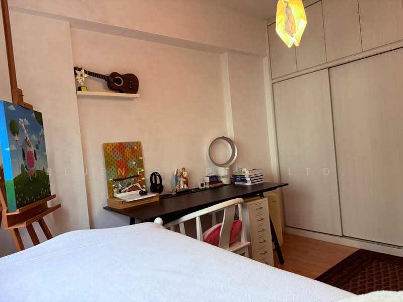 The Florida, 78 Hougang Avenue 7, 3 Bedrooms, 1,292 sqft, Condominium For Sale, by KENNETH CHUA, 500102797 - Bedroom - PropertyGuru.com.sg