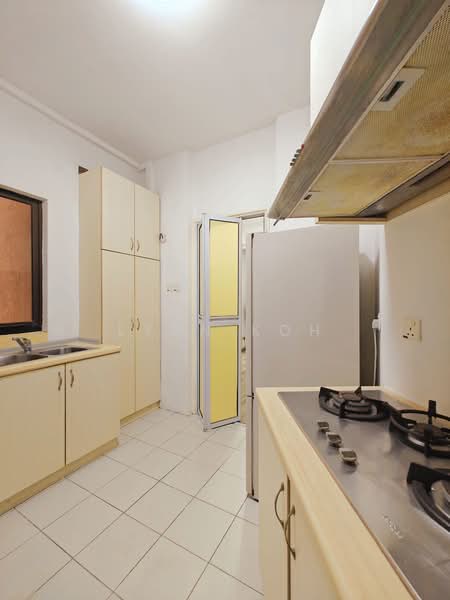 Bayshore Park, 50 Bayshore Road, Room Rental, 80 sqft, Condominium For Rent, by Lynn Koh, 500102803 - Kitchen - PropertyGuru.com.sg